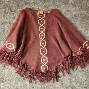 Womens Authentic Arandu Poncho Fringed Edges Maroon Geometric Design Size Large